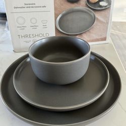 target 12pc Tilley dinnerware set