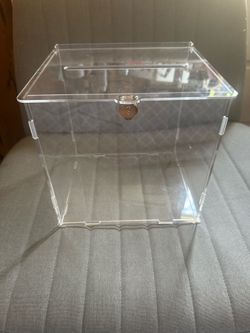 Clear Acrylic Card Box