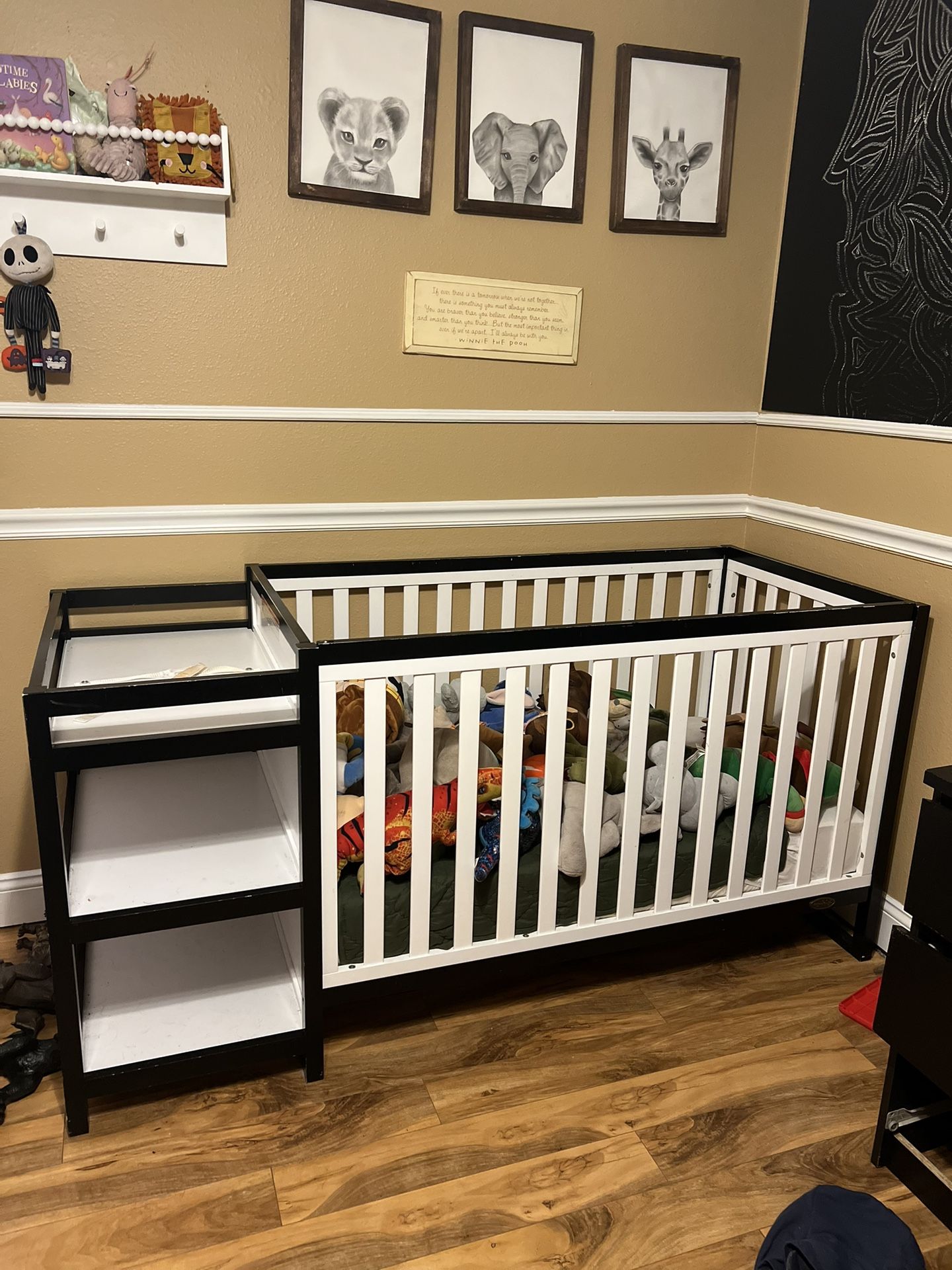 Dream On Me 5 In 1 Convertible Crib With Changer