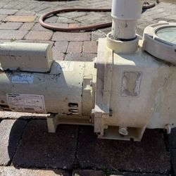 Pentair WhisperFlo Pool Pump – Works Good – Used