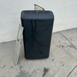 LG Portable Air Conditioner 