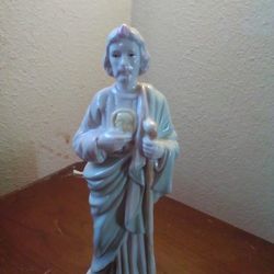 Figurine