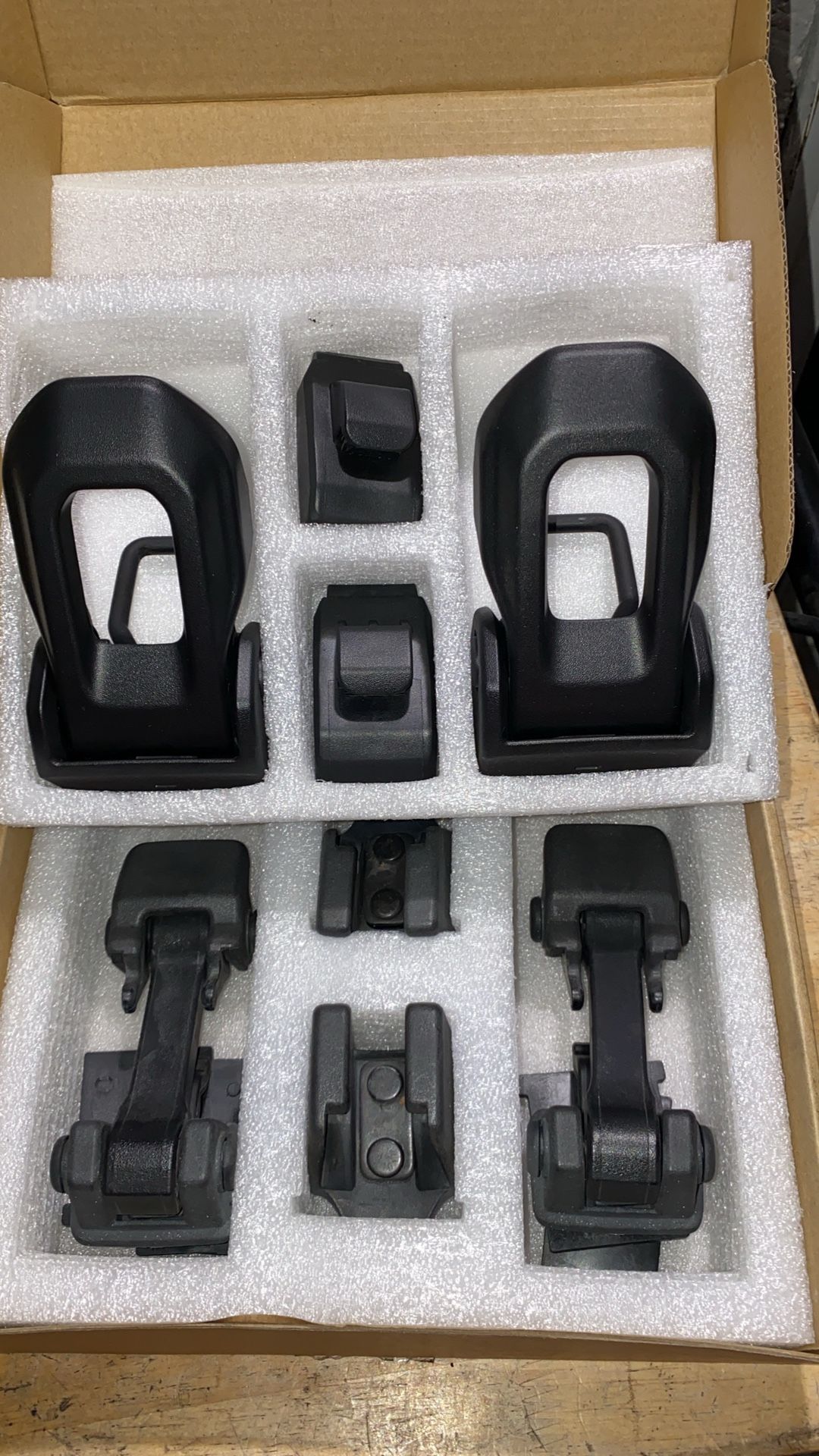 Jeep wranlger/rubicon OEM hood latch