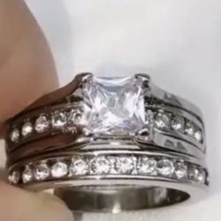 Absolutely Stunning Princess Cut White Sapphire Inlaid 925 Sterling Silver BridalSet 