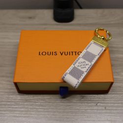 Luxury luis vuitton accessories holder