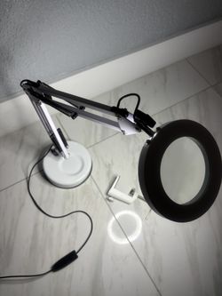 Magnifying Lamp