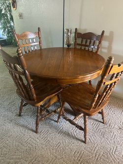 Dining Table Set