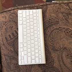 Apple A1255 Wireless Keyboard
