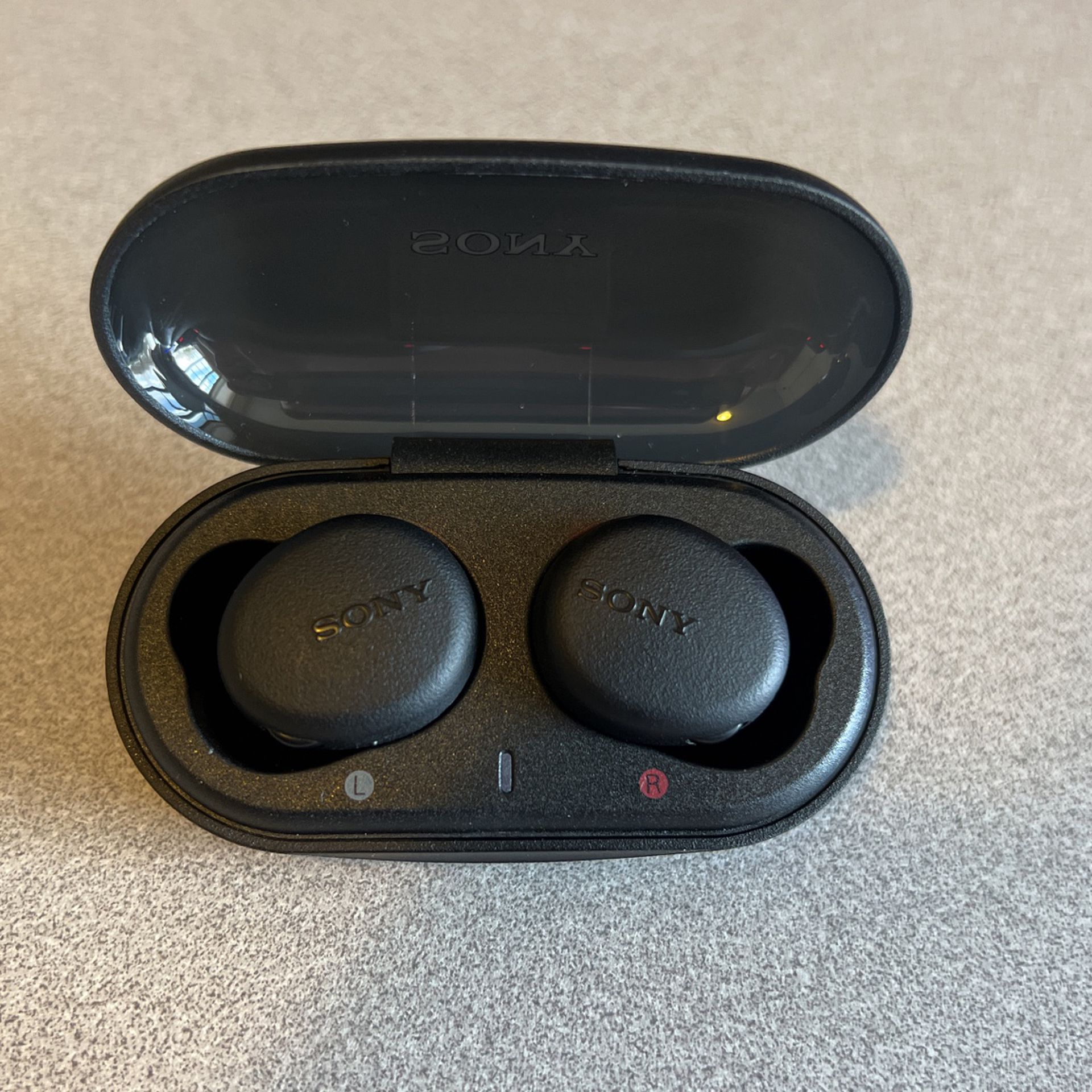 Sony XB700 Wireless Earbuds