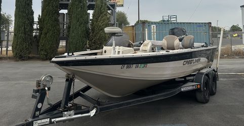 Crestliner Tournament Fishing Boat 150hp