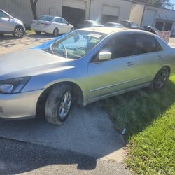 03-07 Honda Accord For Parts