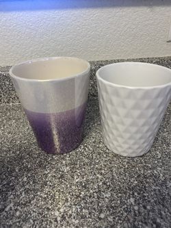 Decorative plant holder🪴