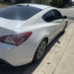 2012 Hyundai Genesis Coupe