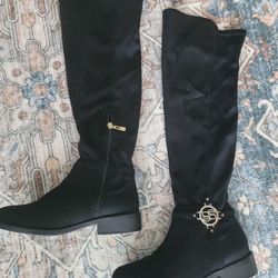 Knee-high Boots Size 9 1/2 (9.5)