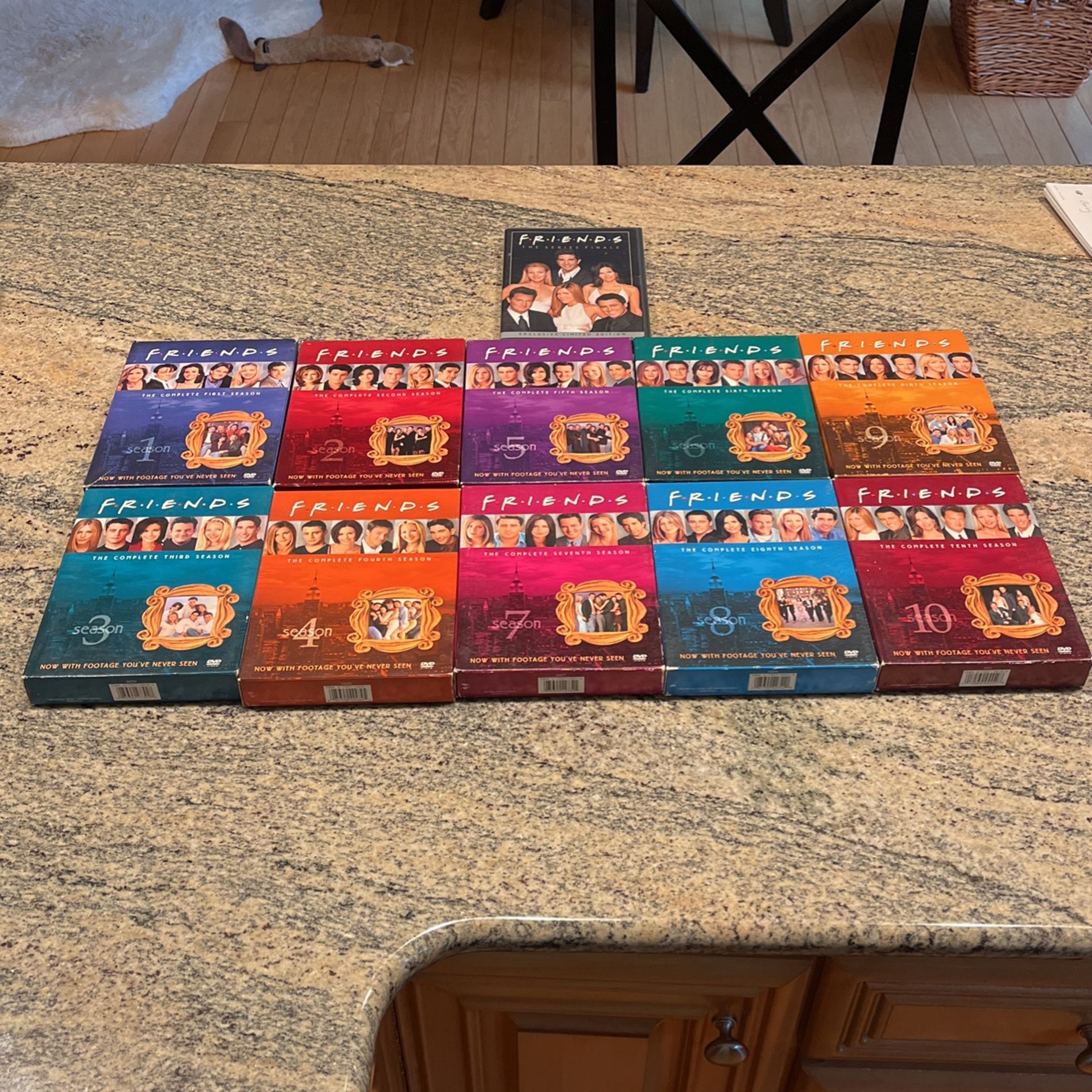 Friends TV Show - All 10 Seasons + The Series Finale