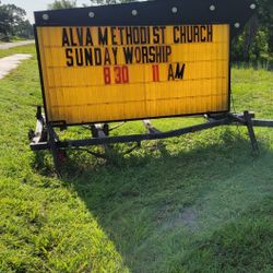 Mobile Marque Lighted Sign