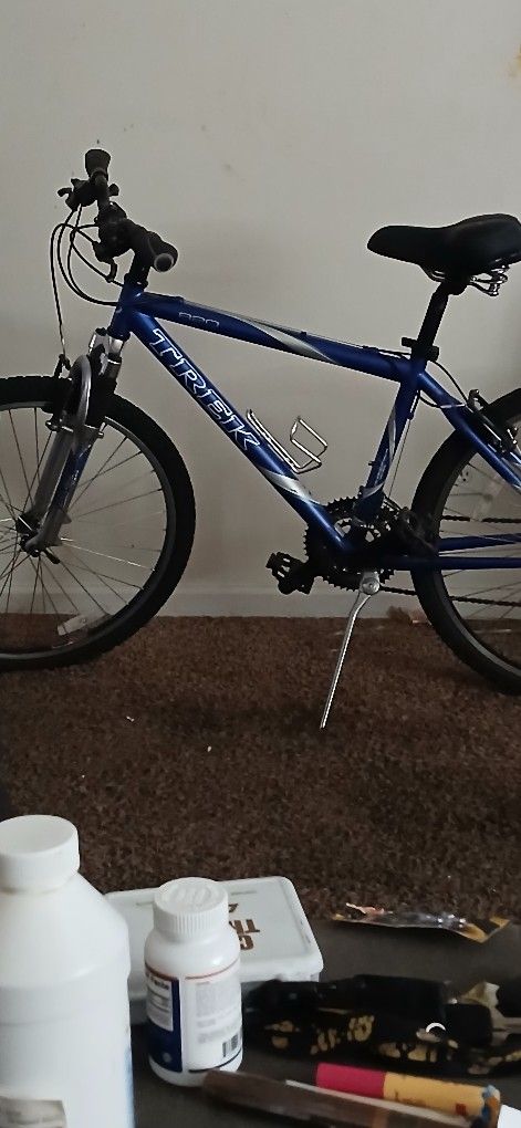 Trek 820 Mountain Bike