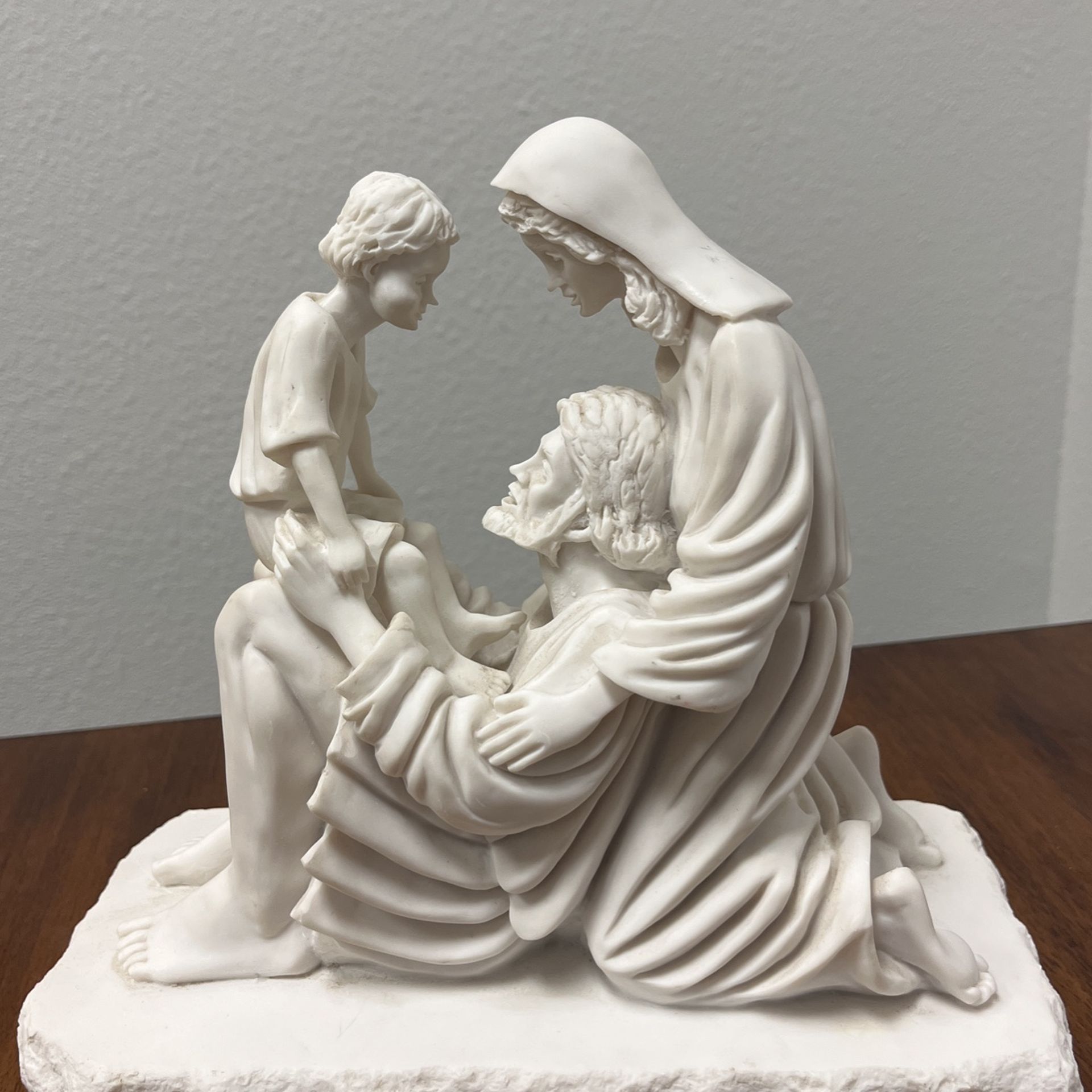 TIMOTHY P. SCHMALZ COLLECTION Sculpture LOVE'S BOND Holy Family