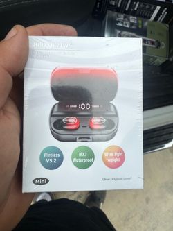 Bluetooth earphones