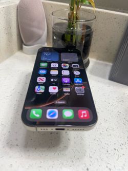 iPhONE 16 PRO  tmobile & metro pcs