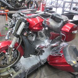 PARTED OUT - 2012 09-16 Victory Cross Country Tour - Motorcycle parts - 001654