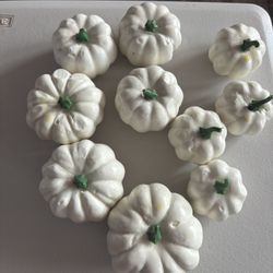 Coloring Little Pumpkins