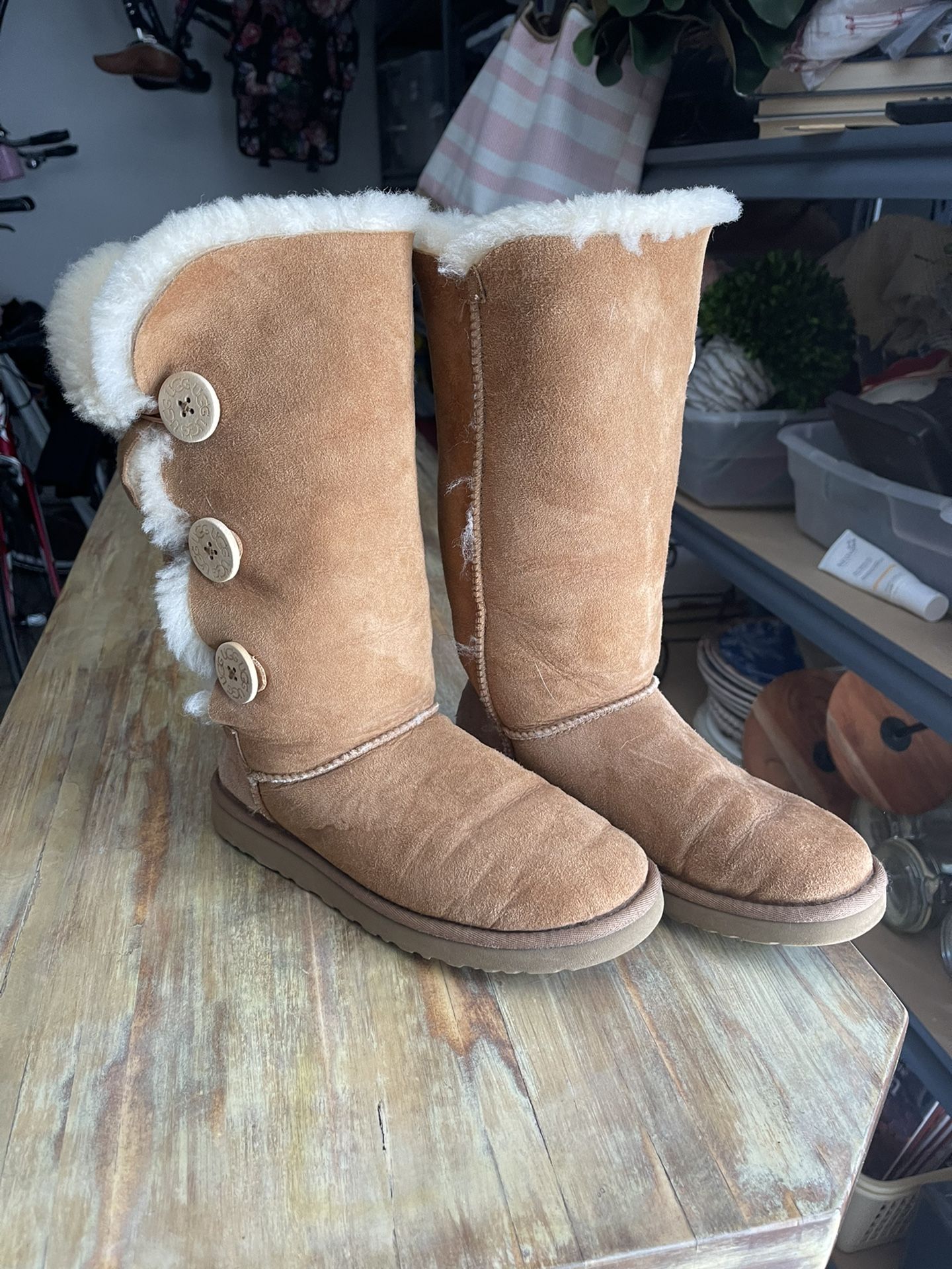 UFS $40 Like New UGG Australia boots Women Size 7