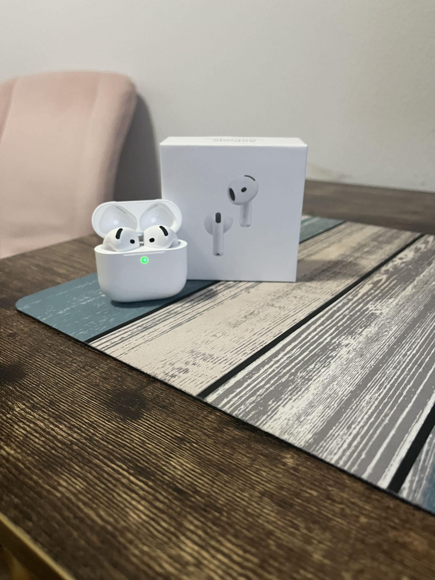 AirPods Gen 4