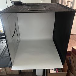 DESKTOP LIGHTING STUDIO  - LIKE NEW!