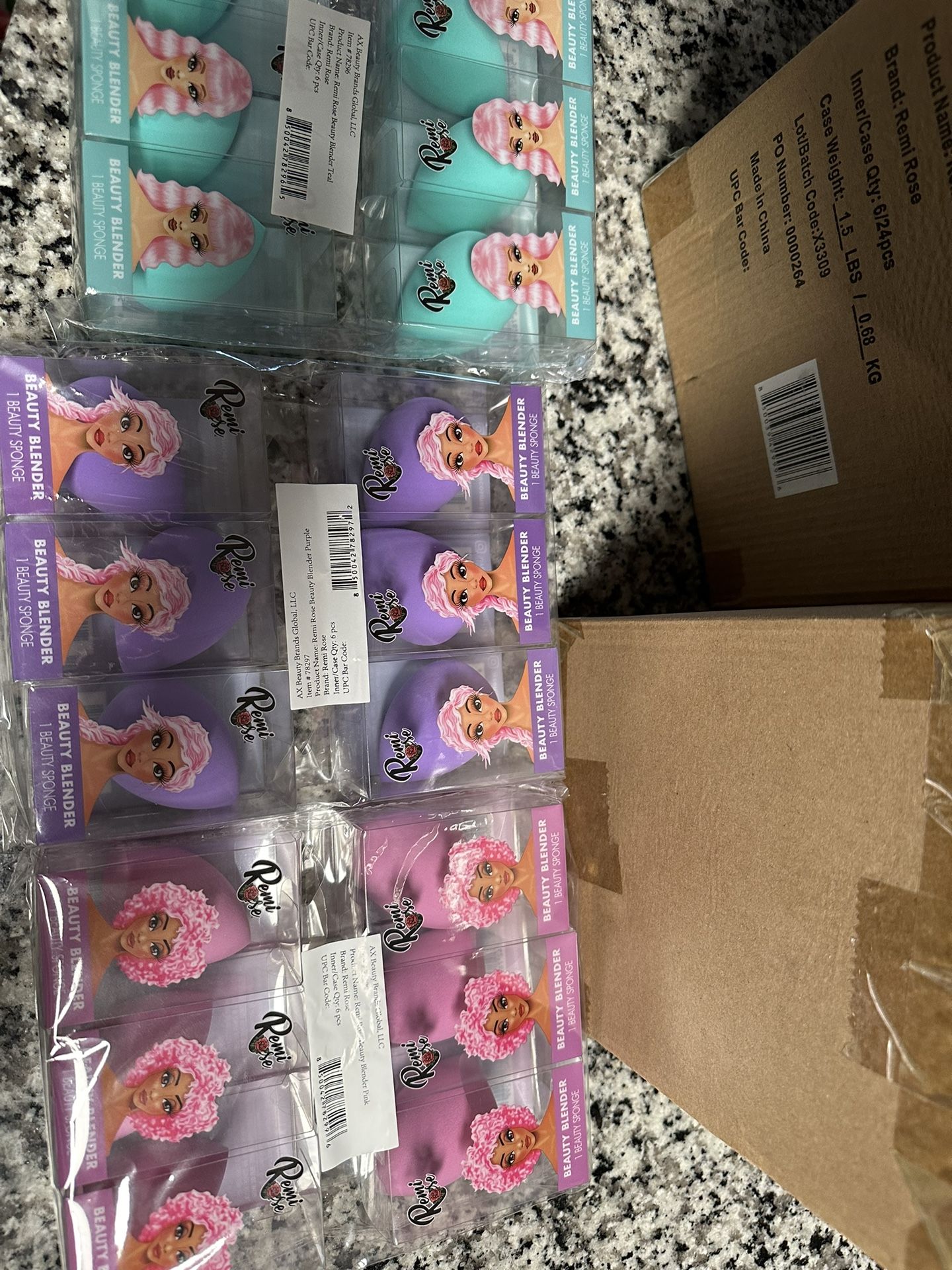  Remi Rose Beauty Blender (Purple) is 