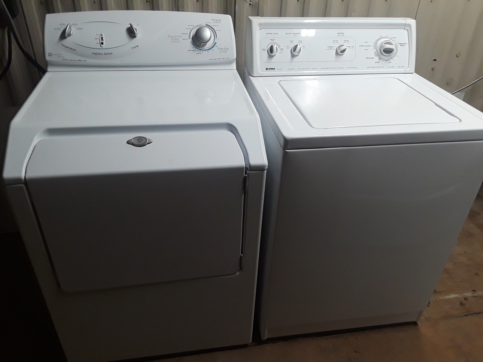 Set washer and electric dryer king size $250