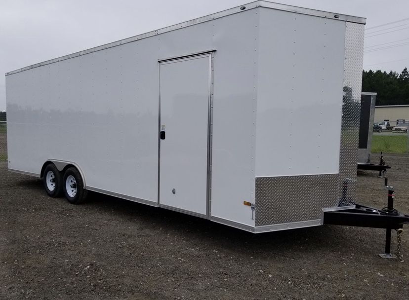 2007 24 Ft V Nose Enclosed Trailer