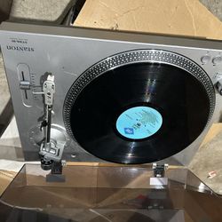 Stereo Equipment 