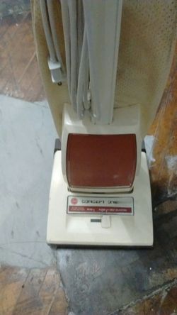 Hoover upright vacuum from the 70s