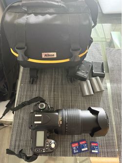 $150 Nikon D80  Camera + 18-135mm Lens  +Bag+memories+2batterirs