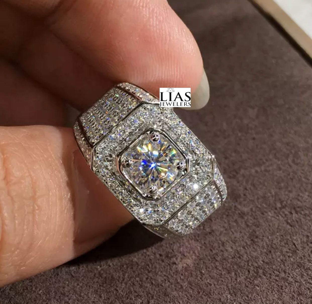 New 18 k white gold men wedding ring