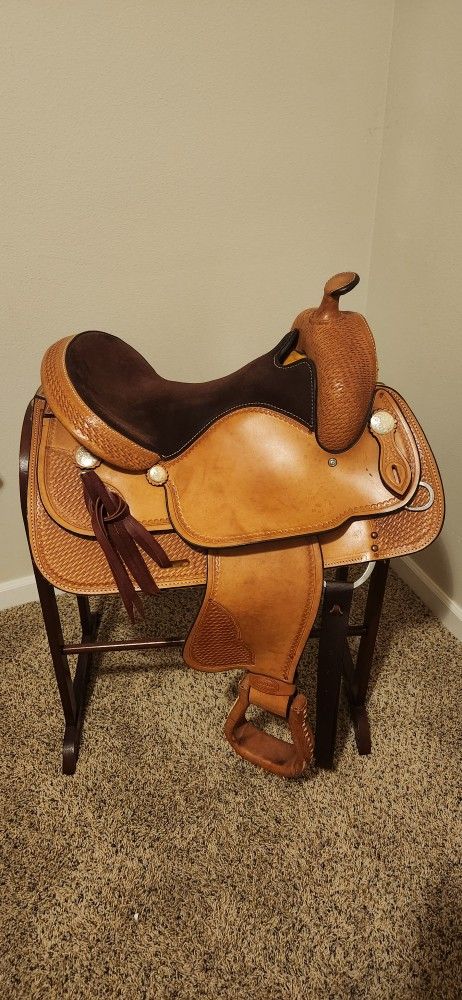 Western Saddle