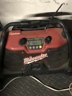Milwaukee Jobsite Radio