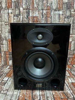 Event Studio Precision 8 (ASP8) bi-amplified active studio monitor speaker.