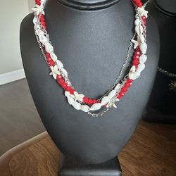 Exclusive handmade necklace with a bracelet