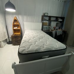 Twin Bed With Mattress And Boxspring