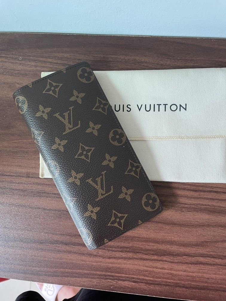 Louis Vuitton Leather Wallet