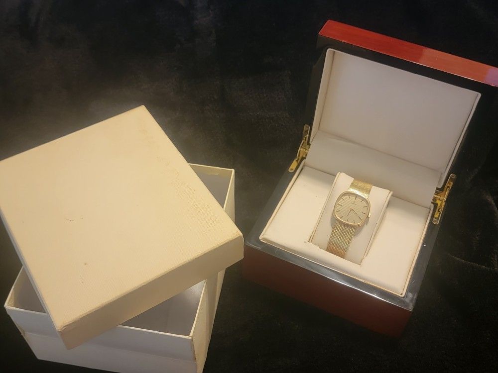 Men's Omega GOLD  vintage Watch