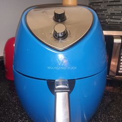 Air Fryer And Food Dehydator 