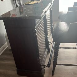 Wood and Granite Bar