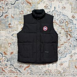 Men’s Winter Vest New size L/XL  Price Firm Not Negotiable.