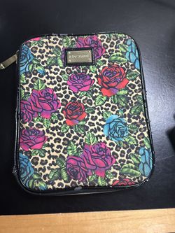 Betsey Johnson Tablet Cover 