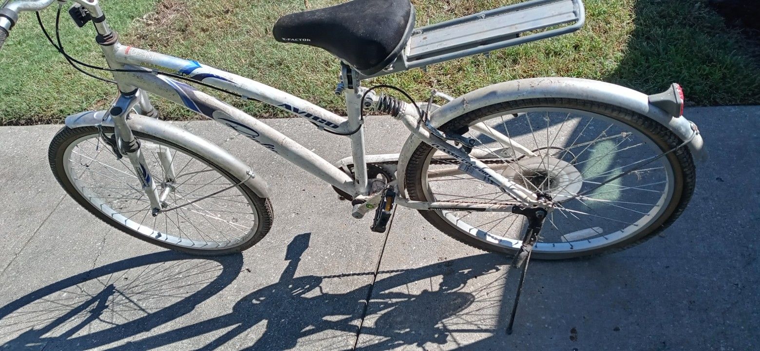 Avigo Rialto Aluminum Bike