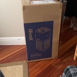 Lěvoit Smart True HEPA Air purifier