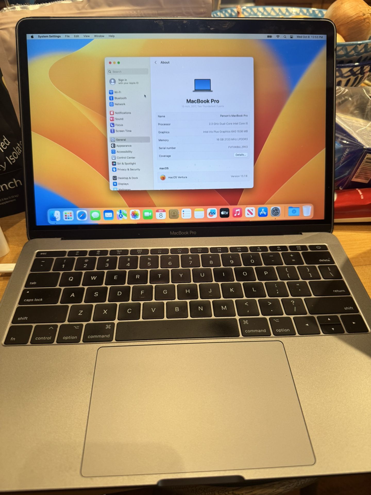 Apple MacBook Pro 13-Inch 2017